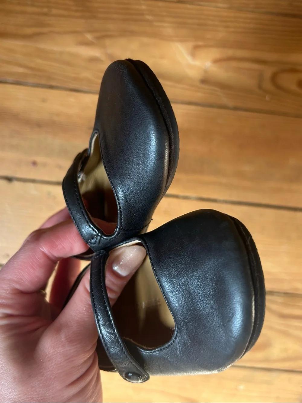 H&M Adorables Genuine Leather Black Mary Janes - Size 4-5